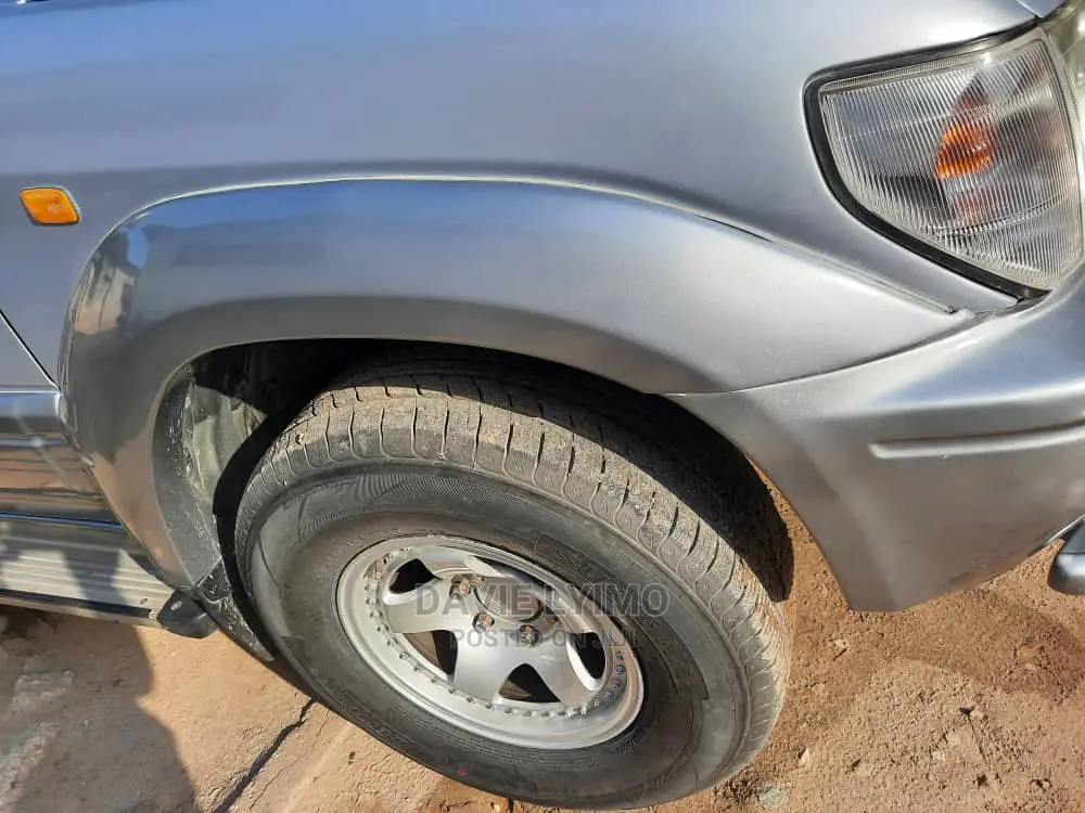 Toyota Land Cruiser Prado 1997 Gray