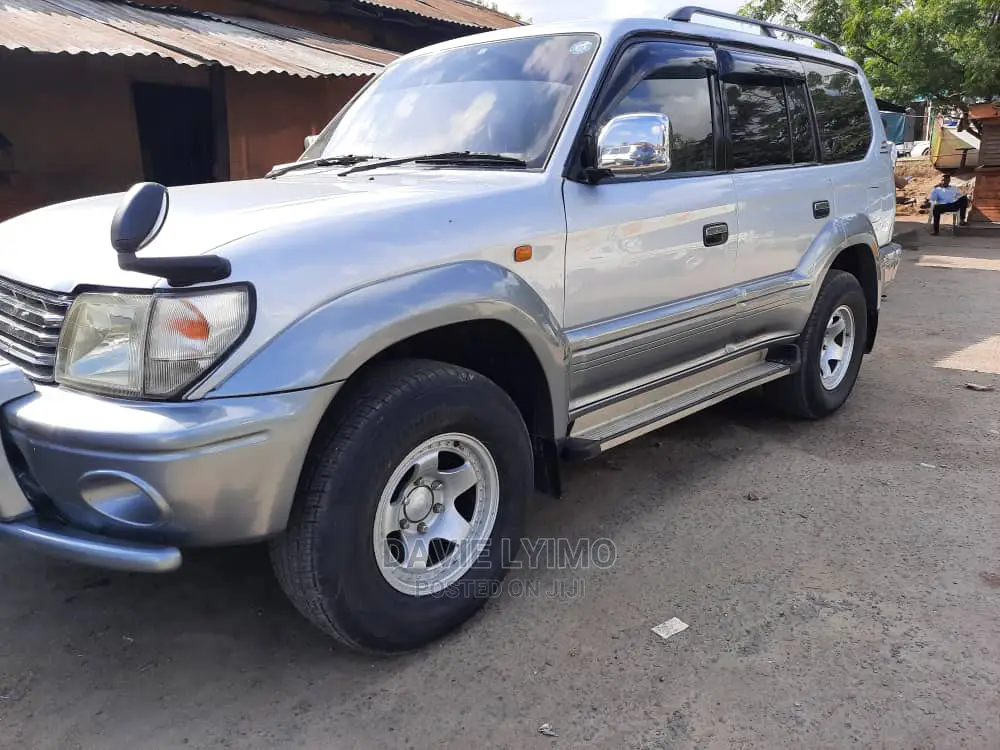 Toyota Land Cruiser Prado 1997 Gray