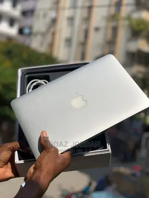 Laptop Apple MacBook 2014 4GB Intel Core I5 HDD 500GB