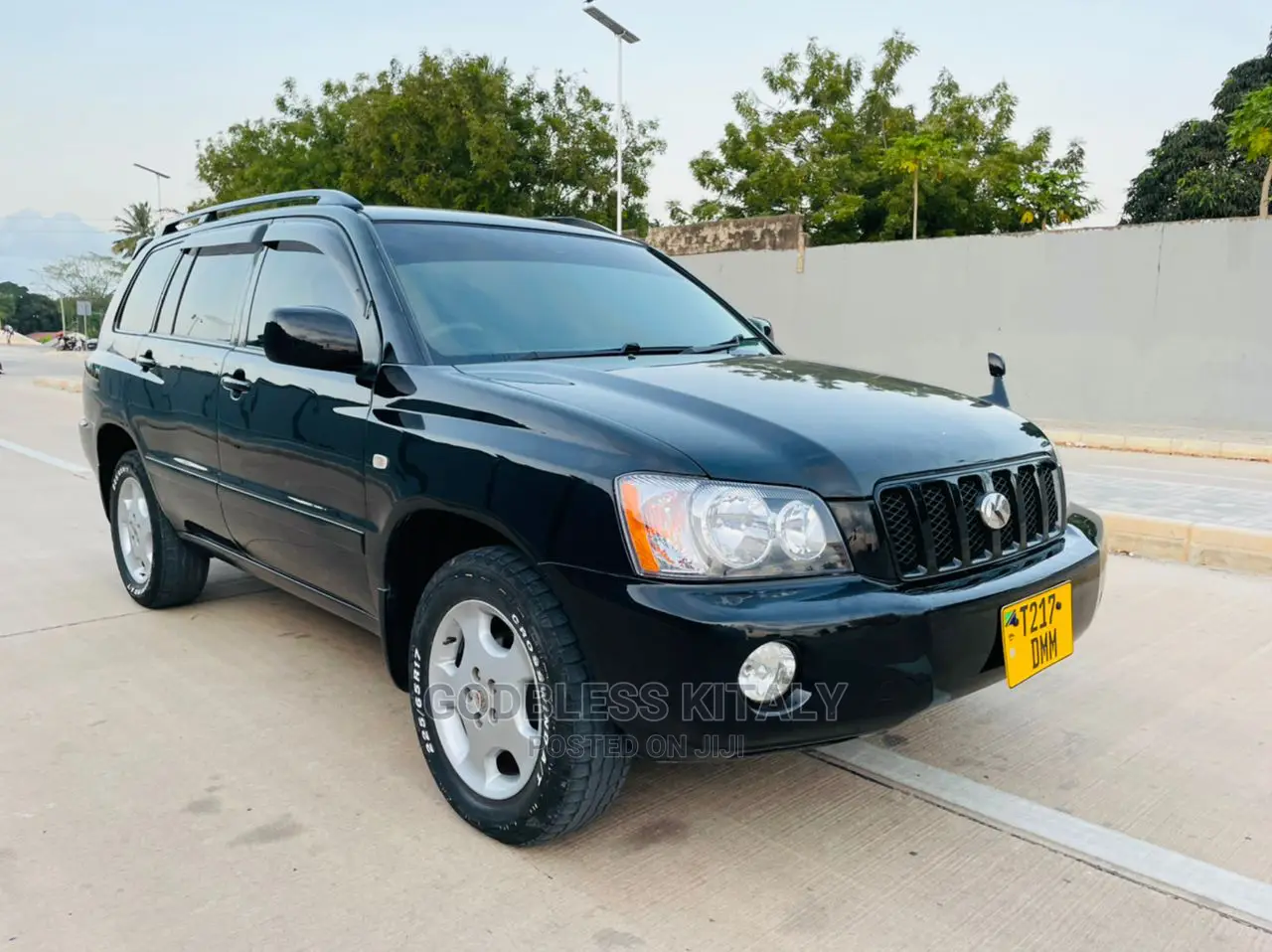Toyota Kluger 2002 Black