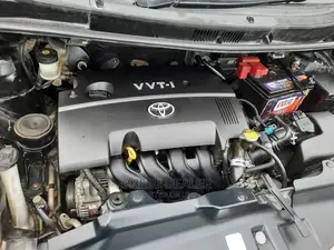 Toyota Ractis 2005 1.5 AWD Black