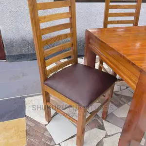 Mbao Ngumu Meza Ya Chakula