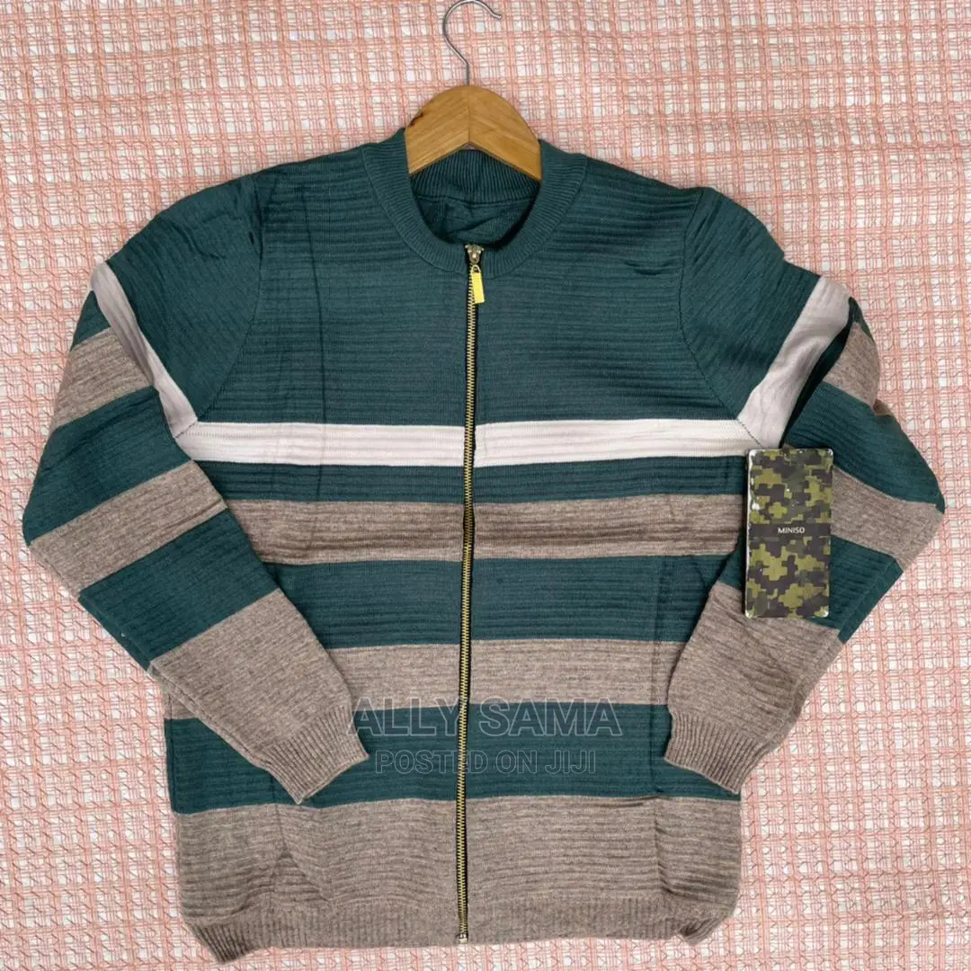 Men's Sweatas