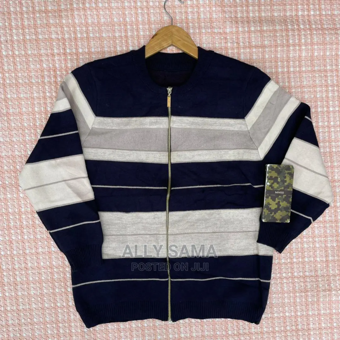 Men's Sweatas