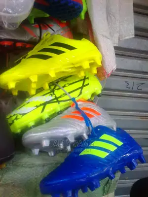 Football Boot Multcolour