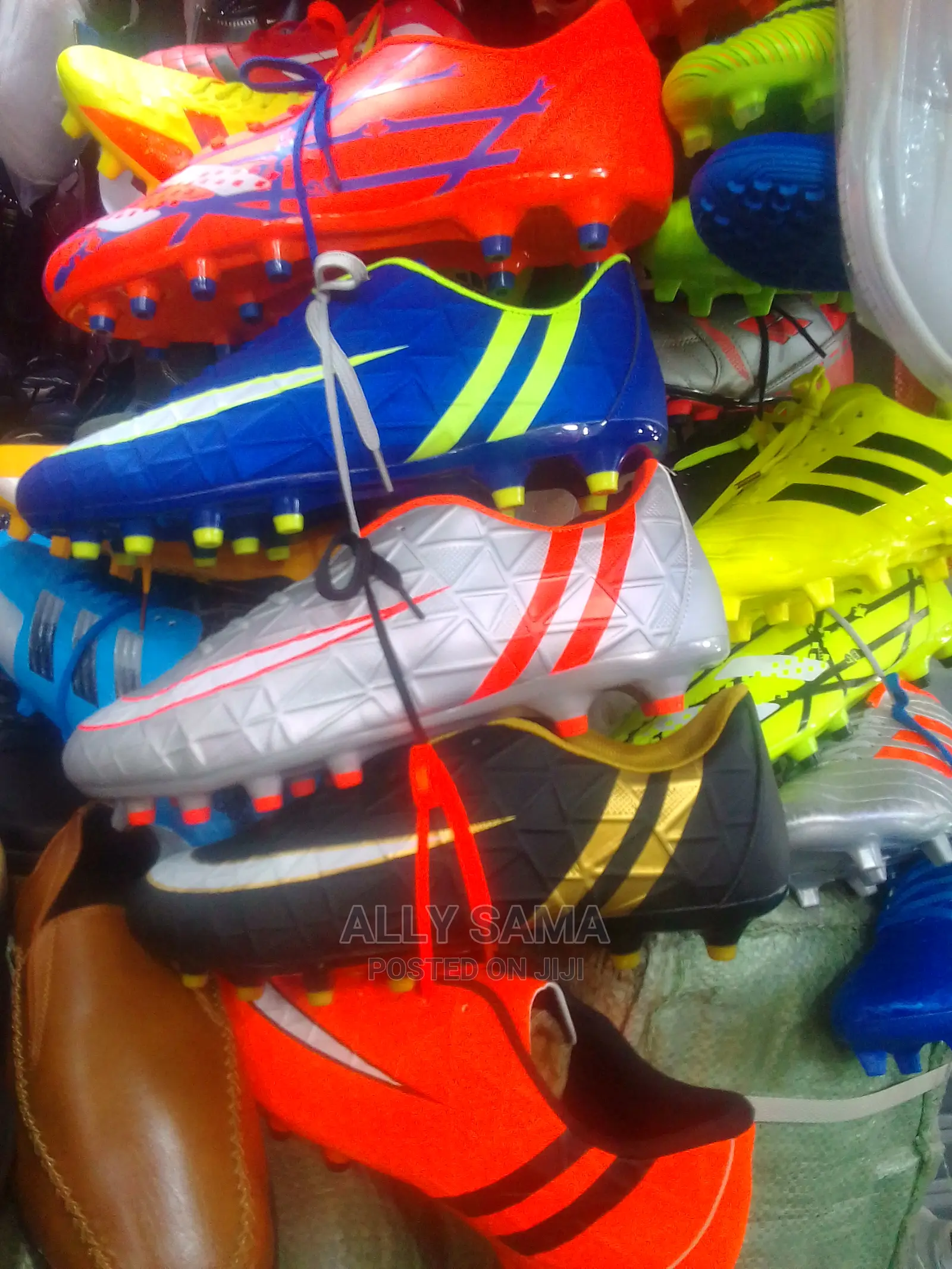 Football Boot Multcolour