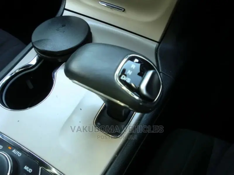 Jeep Cherokee 2015 Black