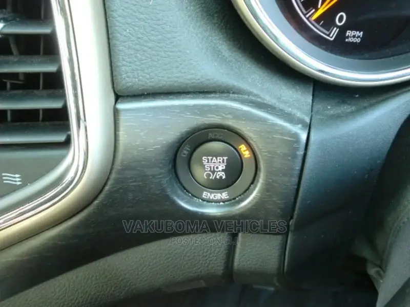 Jeep Cherokee 2015 Black
