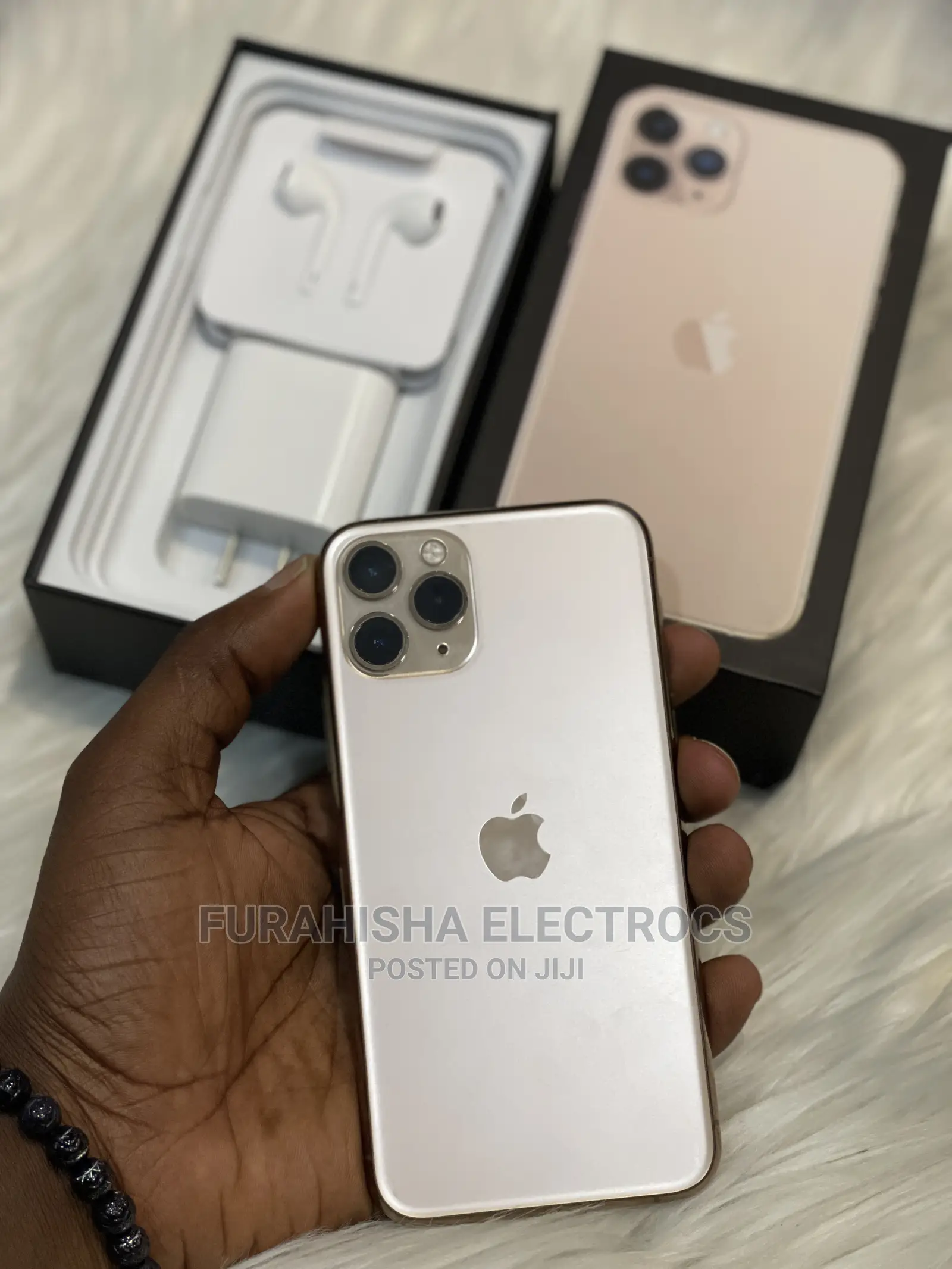 New Apple iPhone 11 Pro 256 GB Gold
