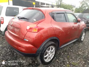 Nissan Juke 2012 Red