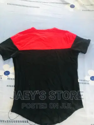 Supreme Tshirt Fashion Wear