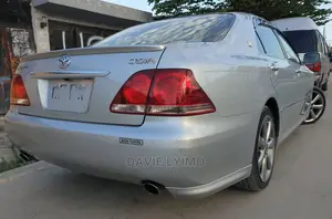Toyota Crown 2006 Silver