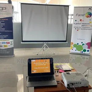 Projector Projection Body Screen