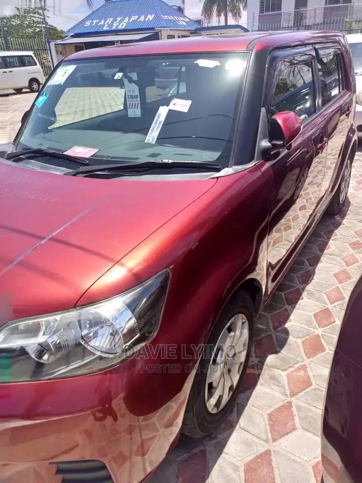 Toyota Corolla Rumion 2008 Brown