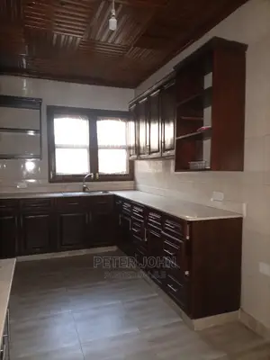 4bdrm House in Kijitonyama for rent
