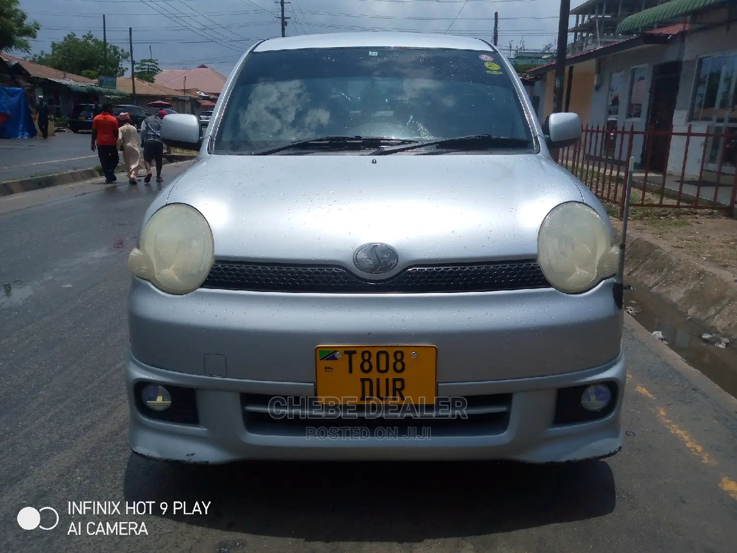 Toyota Sienta 2004 1.5 AWD Silver
