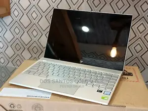 New Laptop HP Envy 13 8GB Intel Core I5 SSD 320GB