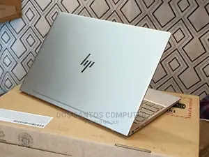 New Laptop HP Envy 13 8GB Intel Core I5 SSD 320GB