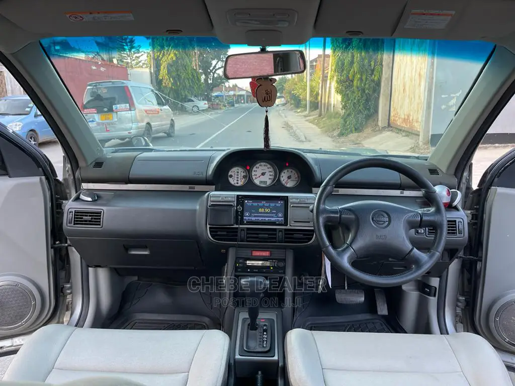 Nissan X-Trail 2004 Silver