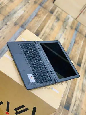 Laptop Dell Latitude 3180 4GB Intel HDD 500GB