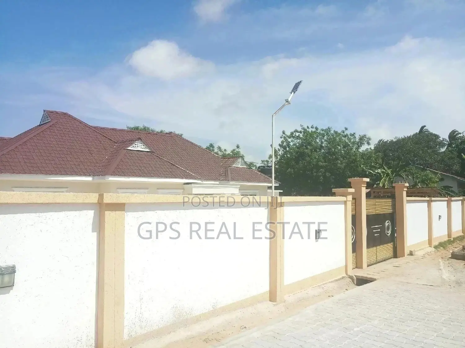 3bdrm House in Peter Slayo, Kigamboni for Sale