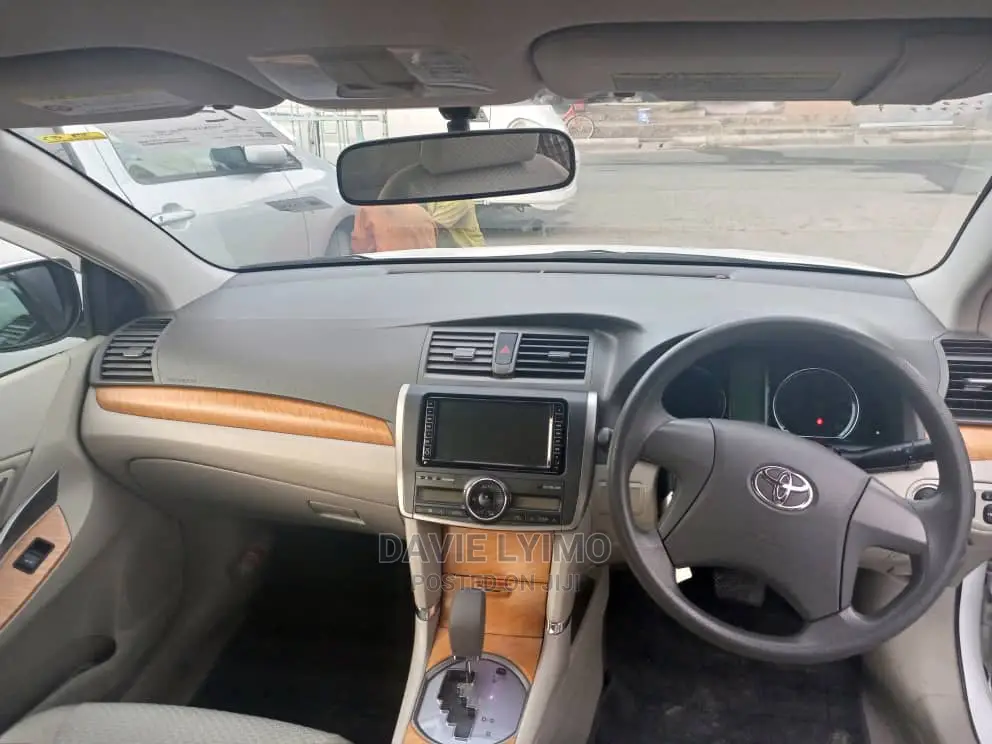 Toyota Corona 2008 White
