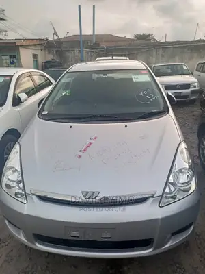 Toyota Wish 2005 Gray