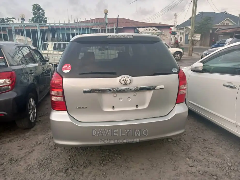 Toyota Wish 2005 Gray