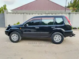 Nissan X-Trail 2004 Black