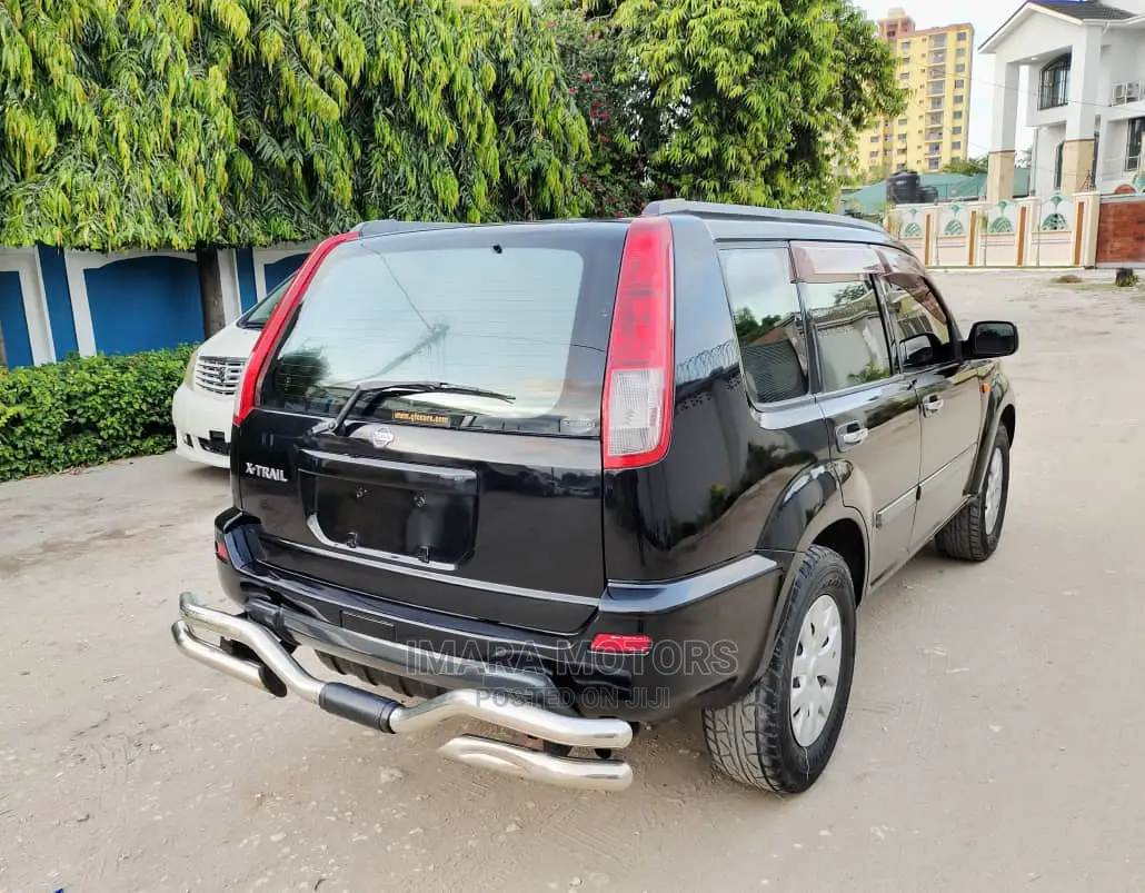 Nissan X-Trail 2004 Black