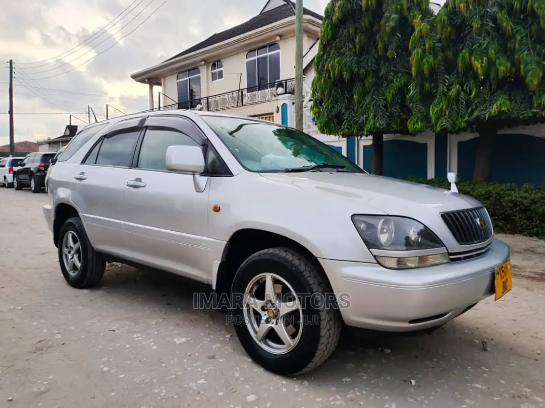 Toyota Harrier 2001 Gray