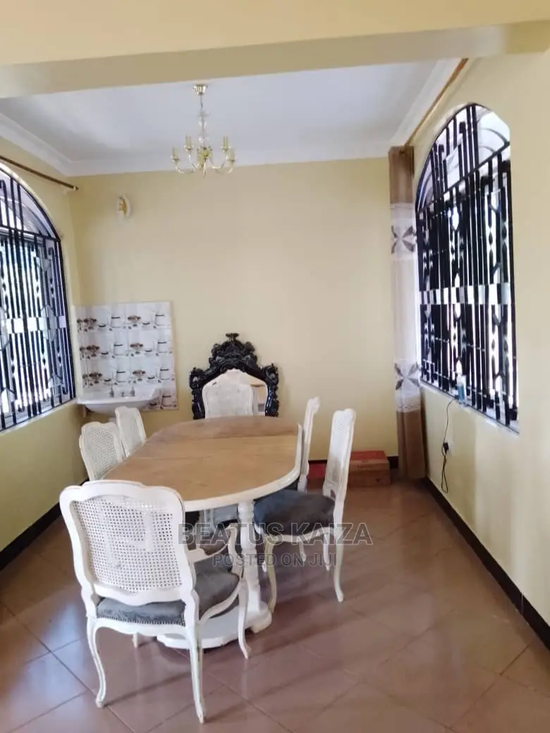 4bdrm House in Bahari Beach, Mbezi for Sale