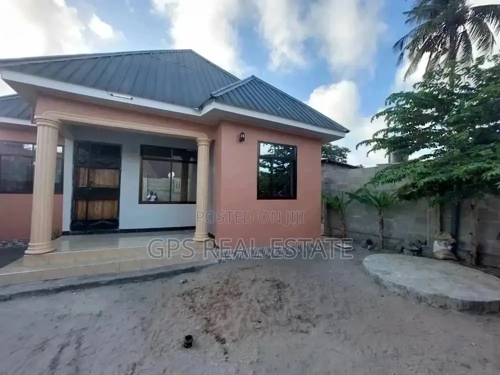 3bdrm House in Peter Slayo, Kigamboni for Sale
