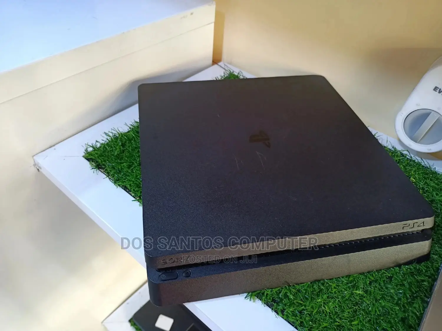 Playstation 4 Slim 1000 GB