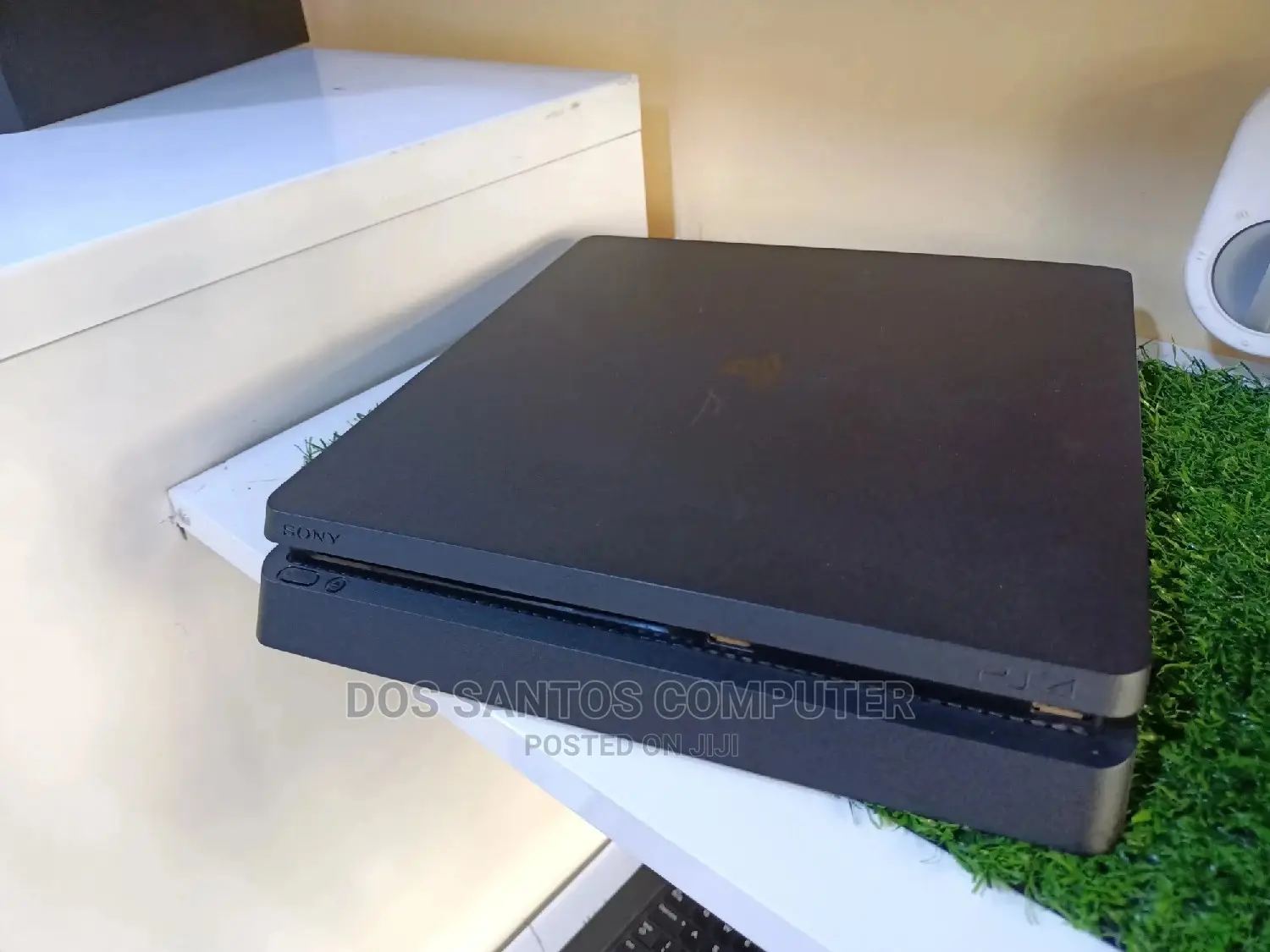 Playstation 4 Slim 1000 GB