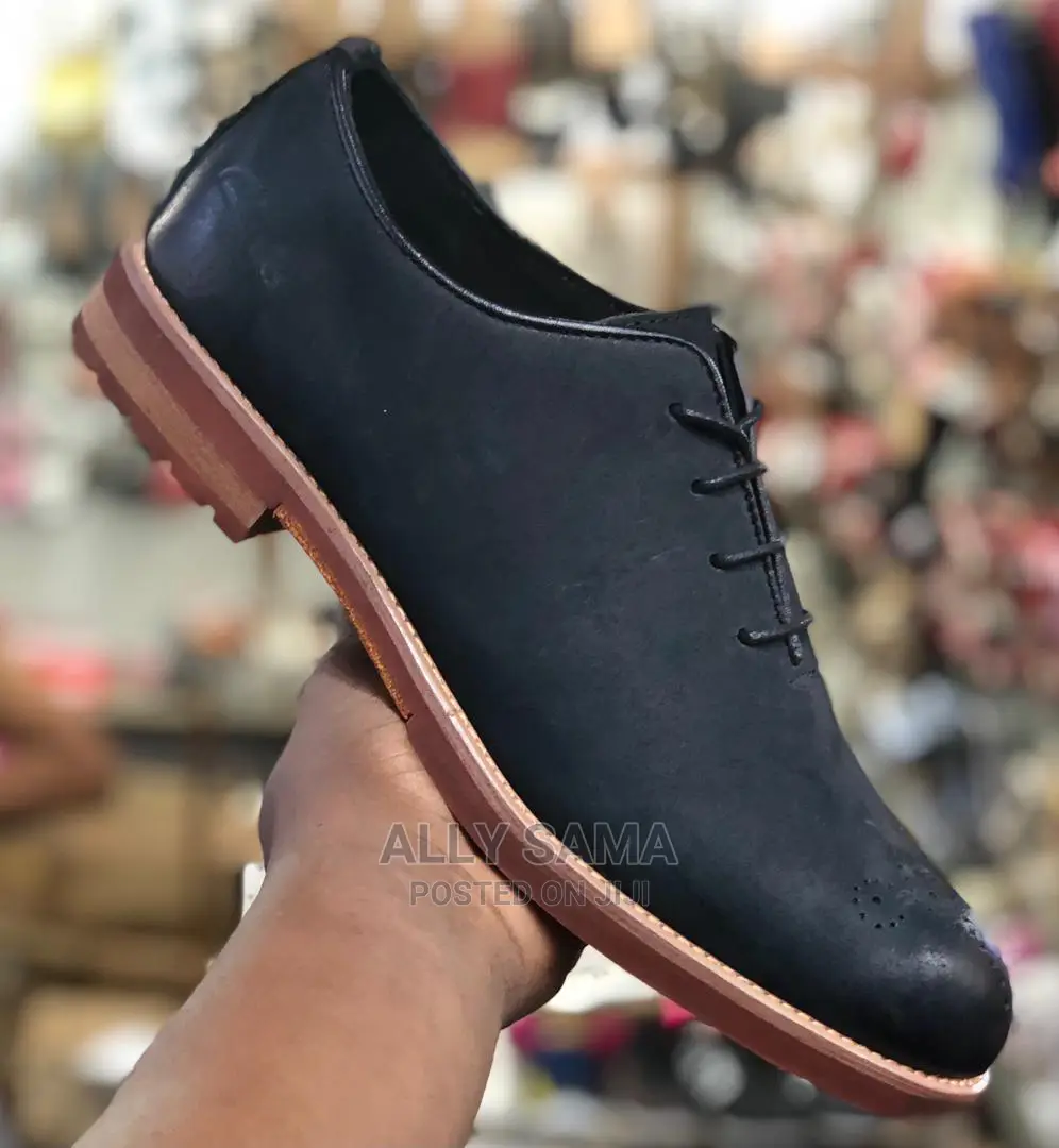 Clarks Black