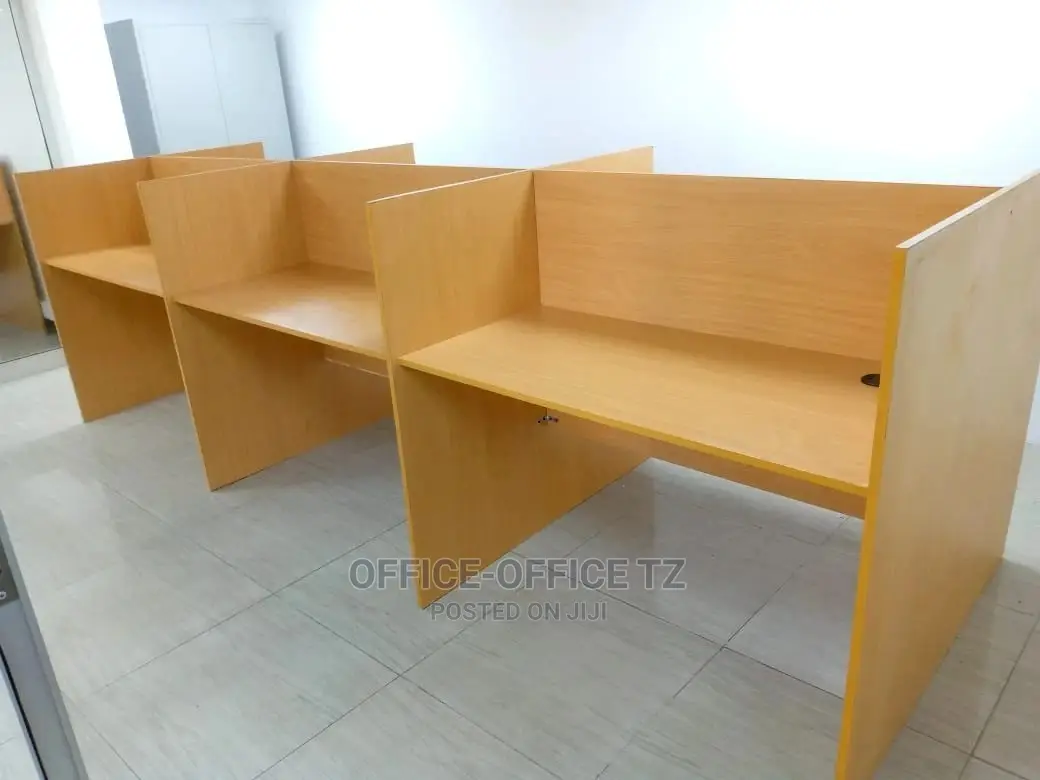 Workstation Table (6 Seaters)