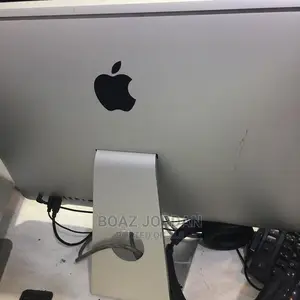 Desktop Computer Apple iMac 4GB Intel Core I5 HDD 500GB
