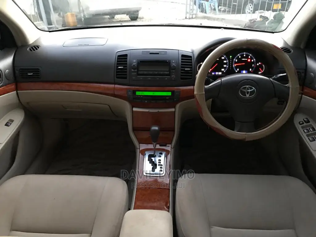 Toyota Corona 2006 Gray