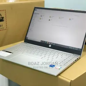 New Laptop HP Pavilion 14 8GB Intel Core I5 SSD 256GB