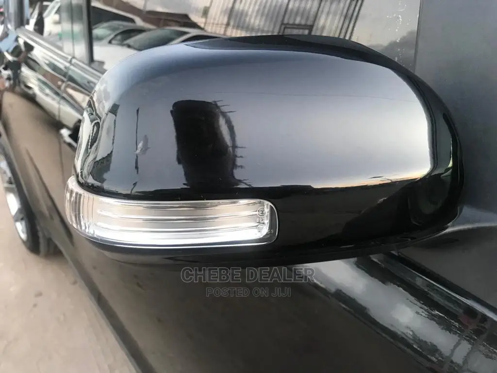 Toyota Ractis 2005 1.3 FWD Black