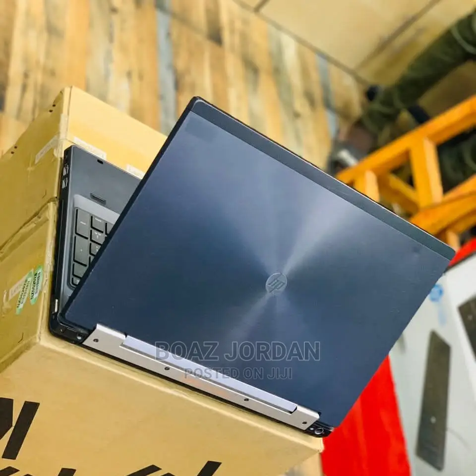 Laptop HP 14-Dq1088wm 4GB Intel Core I5 HDD 500GB