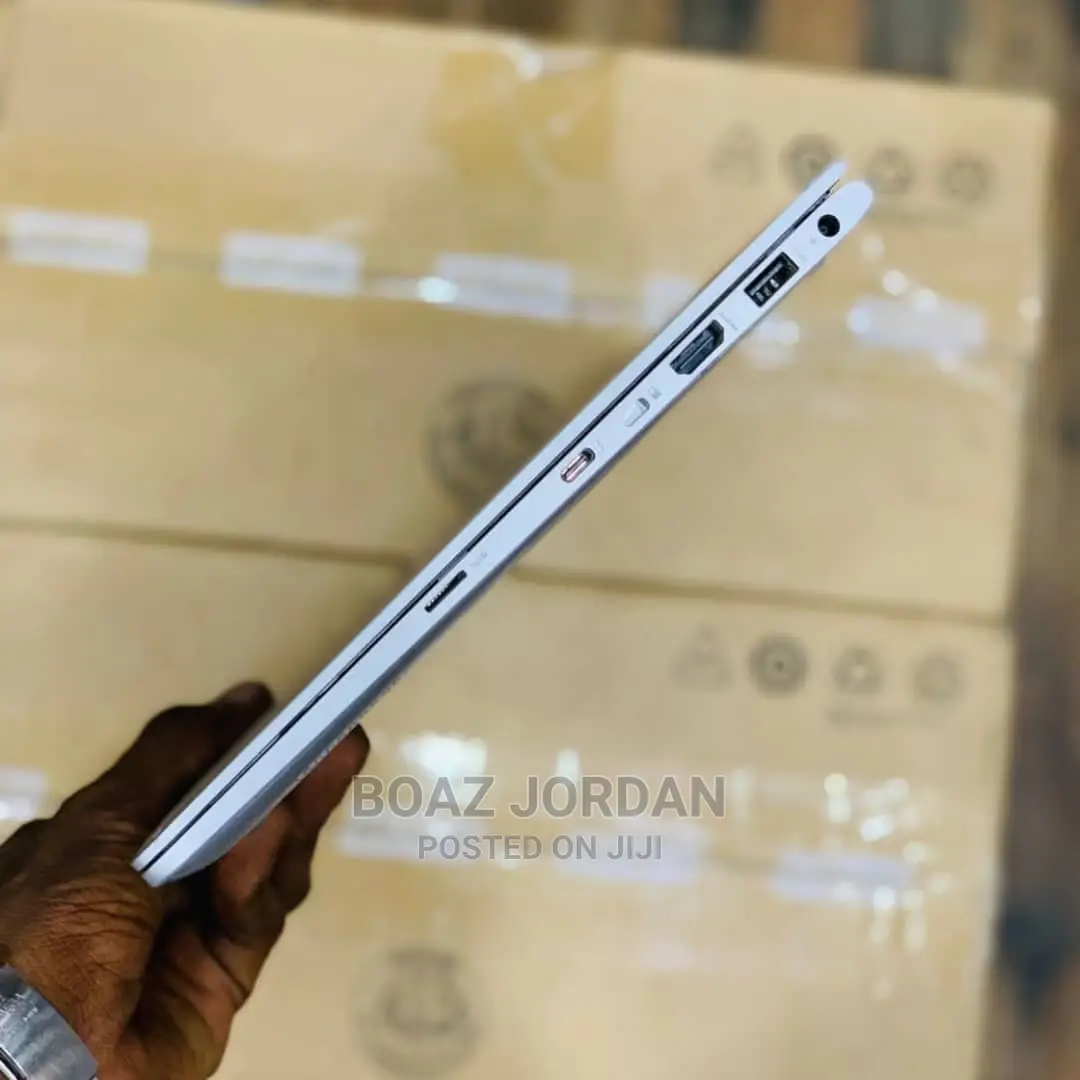 New Laptop HP EliteBook 1030 8GB Intel Core I5 SSD 512GB