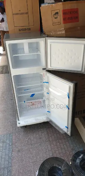 Boss Refrigerator Bs-110ss