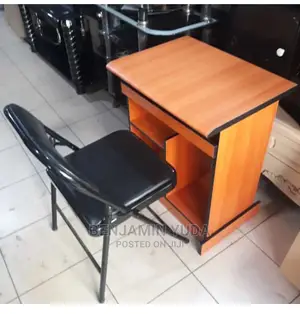 Kiti Na Meza Ya Computer
