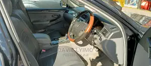 Toyota Crown 2005 Black