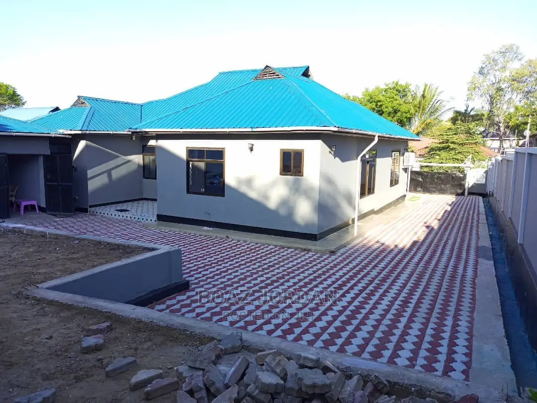 Furnished 4bdrm Apartment in Boaz Mwakyembe, Mbezi for Sale