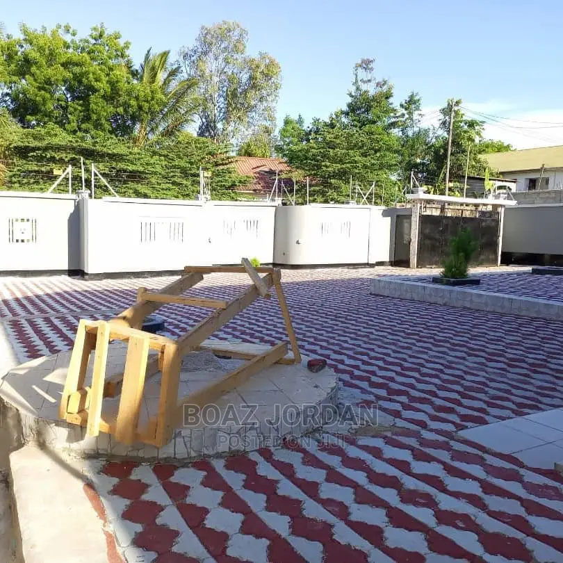 Furnished 4bdrm Apartment in Boaz Mwakyembe, Mbezi for Sale