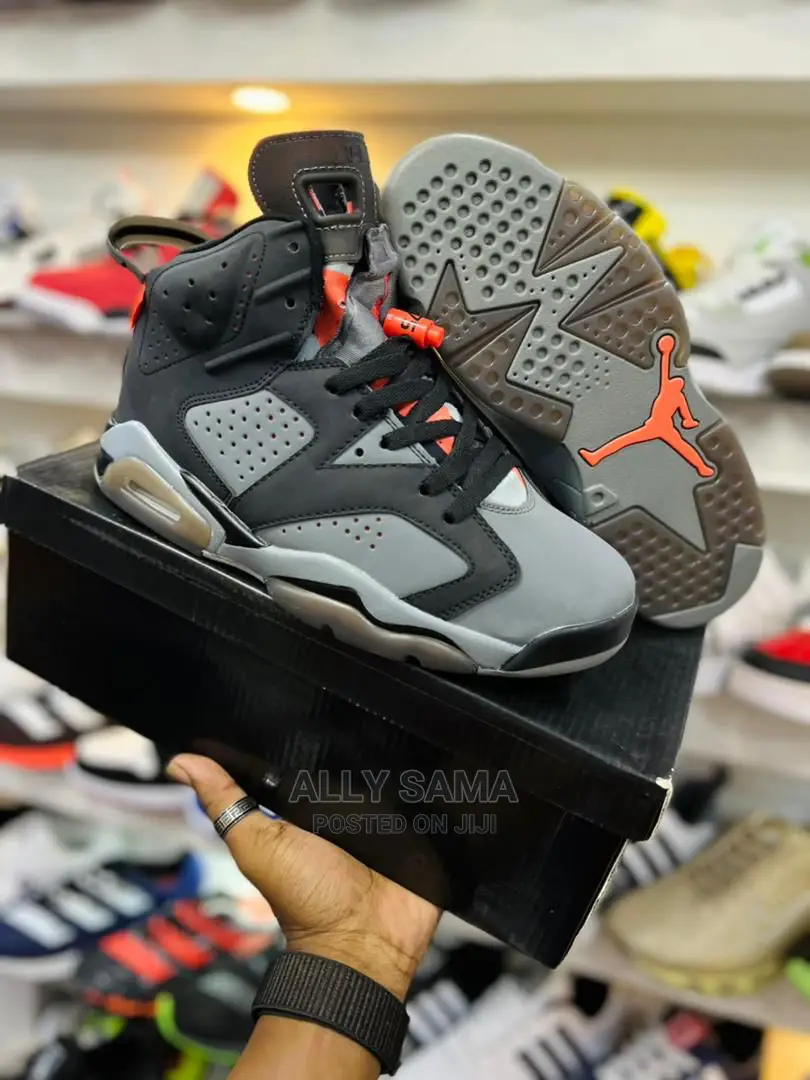 Air Jordan Gray