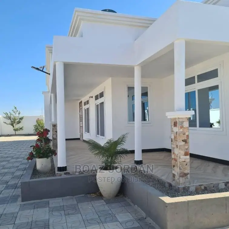 Furnished 5bdrm Bungalow in Boaz Mwakyembe, Dodoma Rural for Sale